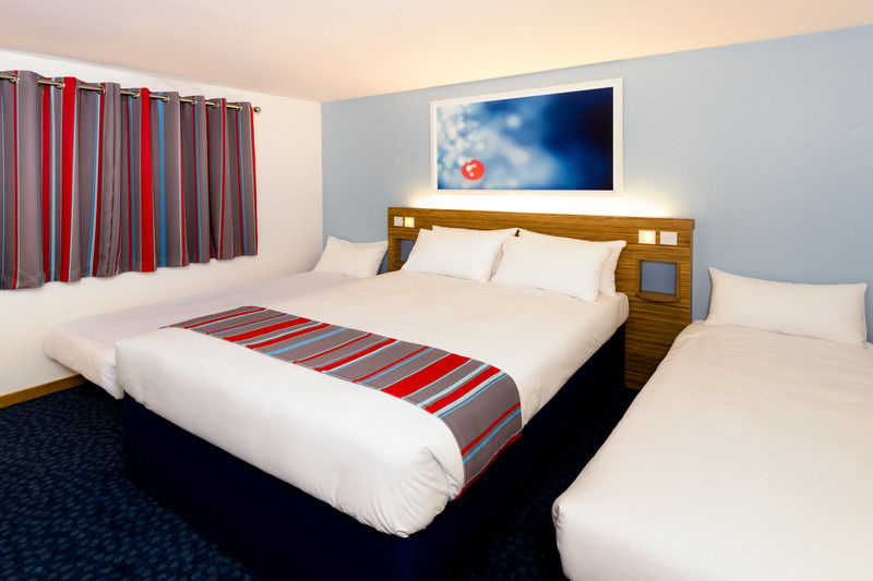 Travelodge Nottingham Central מראה חיצוני תמונה